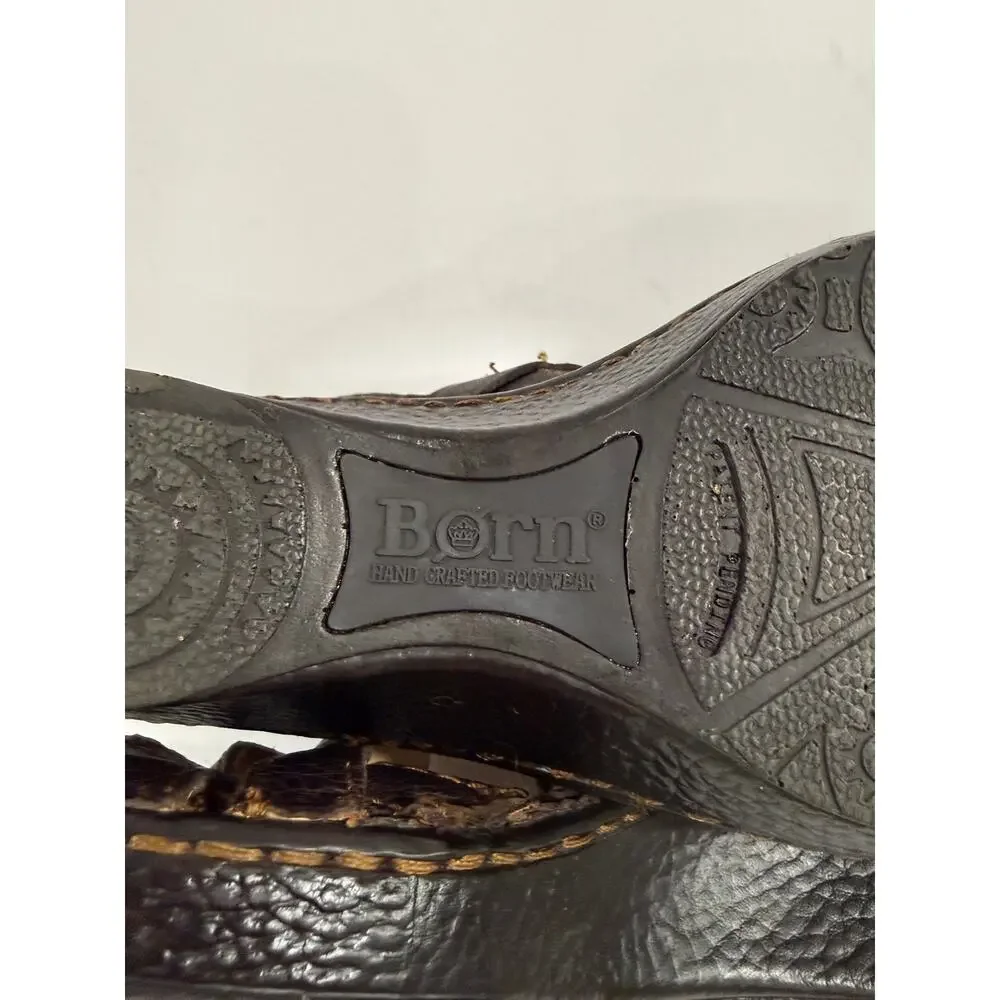 Born leather wedge